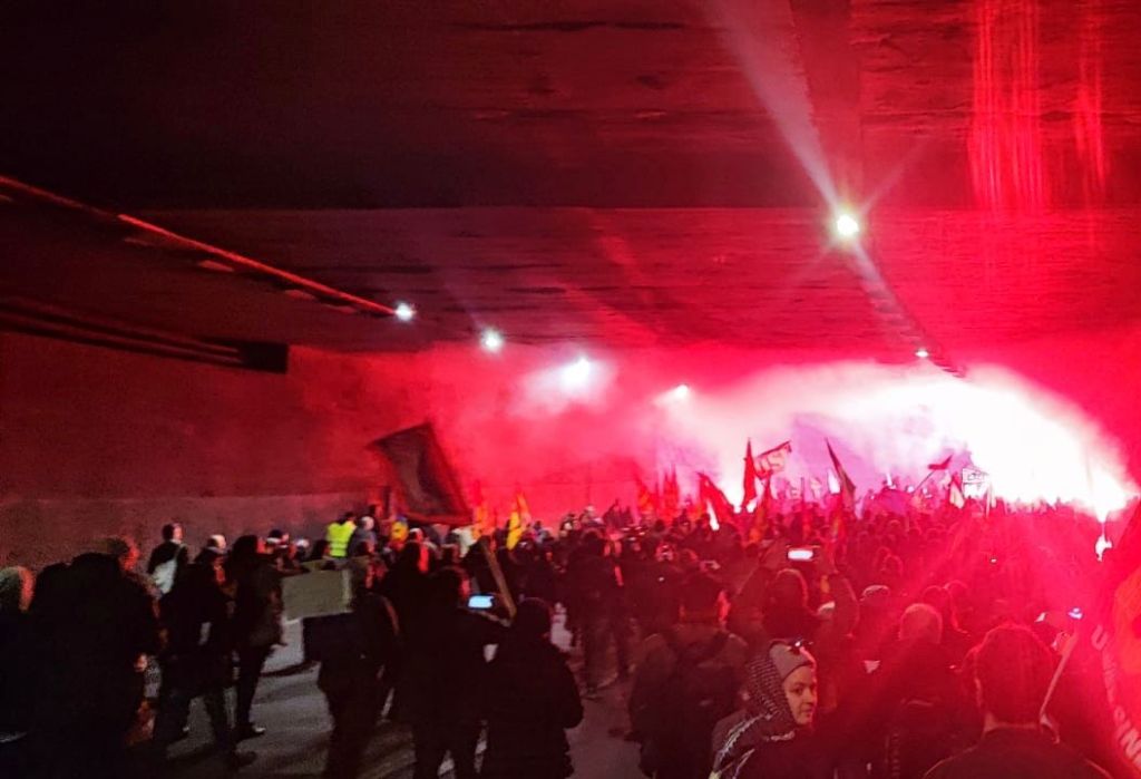 Abbassate le armi alzate i salari Genova 25 febbraio&nbsp;2023